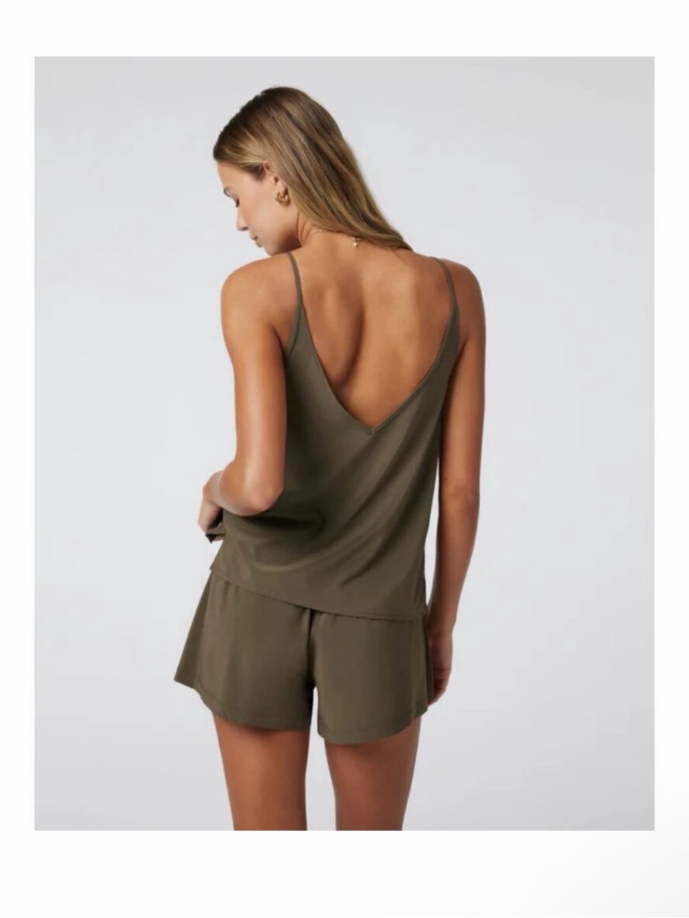 Vuori Villa Women's Tank - Picture 2 of 4